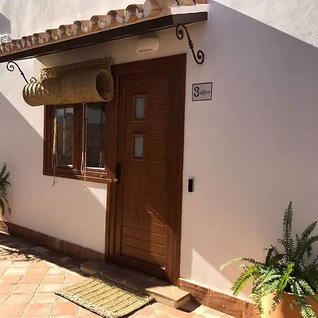 La Quinta Hacienda Apartment