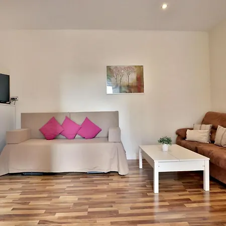 La Quinta Hacienda Apartment